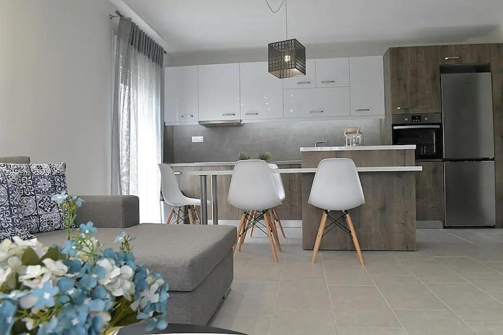 Crystallia Seaside Maisonette By Rentalspro- Nea Moudania Exterior photo